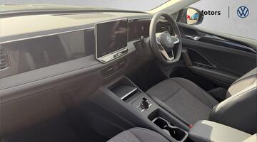 2026 Volkswagen Match 1.5 eTSI 150 PS 7-Speed DSG 5-door (Grey) - Image: 2