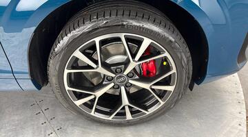 2026 Audi 2.0 TDI Edition 1 Sportback S Tronic quattro Euro 6 5-door (Blue) - Image: 5