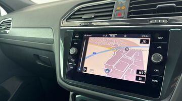 2023 Volkswagen TSI R-Line Edition DSG Euro 6 5-door (Grey) - Image: 17