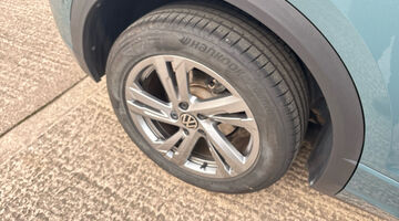 2024 Volkswagen 2.0 TDI R-Line DSG Euro 6 5-door (Blue) - Image: 29