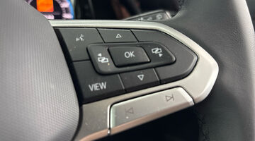 2025 Volkswagen TSI eHybrid 19.7kWh Match DSG Euro 6 5-door (Black) - Image: 24