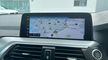 2018 BMW 3.00d M Sport Auto xDrive Euro 6 5-door (White) - Image: 27