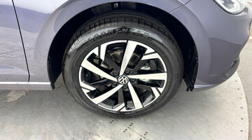 2026 Volkswagen 1.0 TSI Match Euro 6 5-door (Grey) - Image: 5