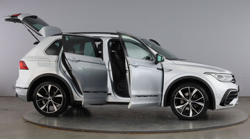 2022 Volkswagen 2.0 TSI R-Line DSG 4Motion Euro 6 5-door (Silver) - Image: 11