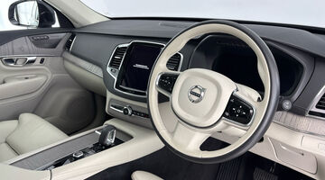 2024 Volvo 2.0h T8 18.8kWh Plus Edition Auto 4WD Euro 6 5-door (Grey) - Image: 6