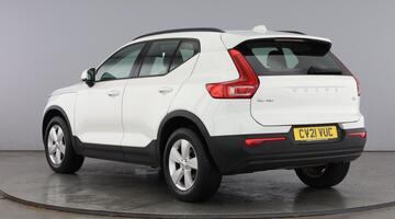 2021 Volvo T2 Momentum Core Euro 6 5-door (White) - Image: 3