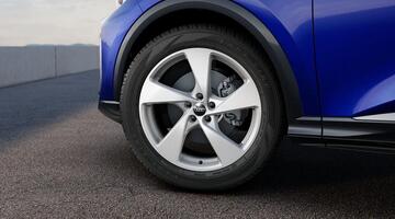 2025 Audi 2.0 TDI S line Sportback S Tronic quattro Euro 6 5-door (Blue) - Image: 7