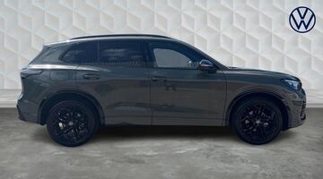 2026 Volkswagen ETSI MHEV Black Edition DSG Euro 6 5-door (Green) - Image: 4