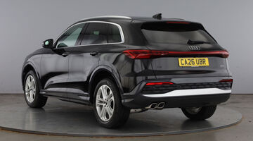 2026 Audi 2.0 TDI Sport S Tronic quattro Euro 6 5-door (Black) - Image: 3