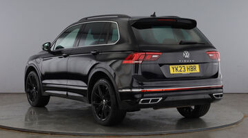 2023 Volkswagen TSI 13kWh R-Line DSG Euro 6 5-door (Black) - Image: 3
