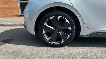 2026 CUPRA E-Boost 59kWh V1 Auto 5-door (Silver) - Image: 13