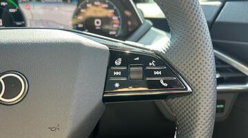 2026 Audi 105kWh Auto quattro 4-door (Grey) - Image: 33