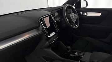 2025 Volvo 2.0 B3 MHEV Plus Dark DCT Auto Euro 6 5-door (Grey) - Image: 2