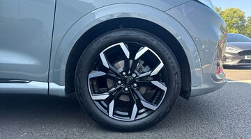 2024 Ford 1.0T EcoBoost MHEV ST-Line X Euro 6 5-door (Silver) - Image: 5