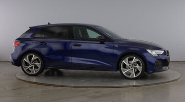 2025 Audi TFSI 35 Black Edition Sportback S Tronic Euro 6 5-door (Blue) - Image: 4
