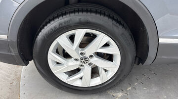 2023 Volkswagen TSI Life Euro 6 5-door (Grey) - Image: 27