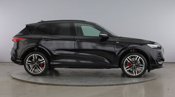 2026 Audi 2.0 TDI Edition 1 S Tronic quattro Euro 6 5-door (Black) - Image: 4