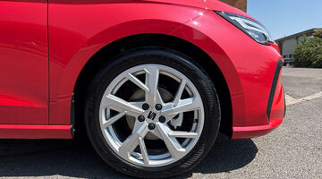 2026 SEAT 1.0 TSI FR Euro 6 5-door (Red) - Image: 5