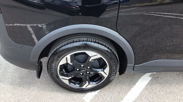 2026 Ford 43kWh Active Auto 5-door (Black) - Image: 24