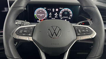 2026 Volkswagen TSI eHybrid 19.7kWh R-Line Edition DSG Euro 6 5-door (Silver) - Image: 24