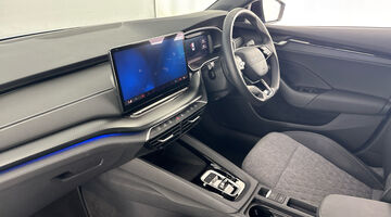 2026 Škoda TSI e-TEC MHEV ACT SportLine DSG Euro 6 5-door (Blue) - Image: 2