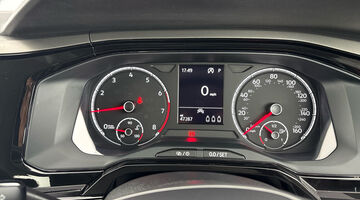 2021 Volkswagen 1.0 TSI Match DSG Euro 6 5-door (Grey) - Image: 17