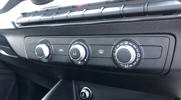2025 Audi 1.0 TFSI 30 S line Euro 6 5-door (White) - Image: 34
