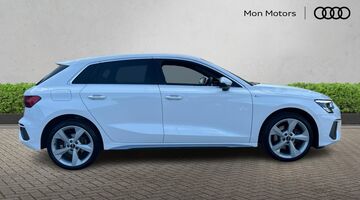 2023 Audi TFSIe 40 S line Sportback S Tronic Euro 6 5-door 13kWh (White) - Image: 4
