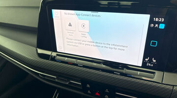 2024 Volkswagen TSI Black Edition Euro 6 5-door (White) - Image: 16