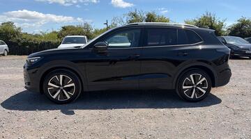 2026 Volkswagen ETSI MHEV Match DSG Euro 6 5-door (Black) - Image: 11
