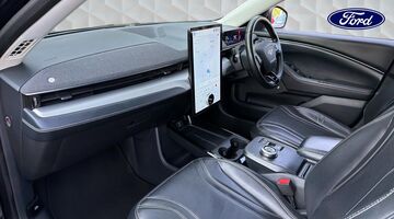 2022 Ford Extended Range 91kWh 5-door (Black) - Image: 2