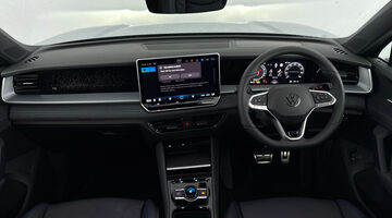 2026 Volkswagen TSI eHybrid 19.7kWh R-Line Edition DSG Euro 6 5-door (Silver) - Image: 9