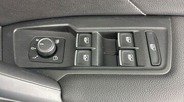 2023 Volkswagen TSI R-Line DSG Euro 6 5-door (White) - Image: 20
