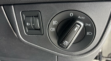 2026 Volkswagen 1.0 TSI Match DSG Euro 6 5-door (Grey) - Image: 21