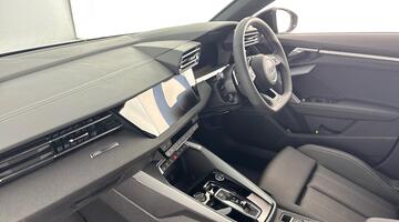 2026 Audi Sportback Black Edition TFSI 150 PS S tronic (Blue) - Image: 2