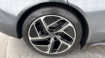 2026 Audi 105kWh Auto quattro 4-door (Grey) - Image: 31