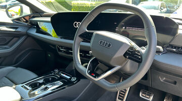 2026 Audi Sportback S line e-tron 210,00 kW (White) - Image: 6