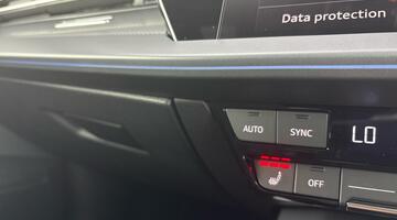 2026 Audi Sportback S line TFSI e 204 PS S tronic (Blue) - Image: 13