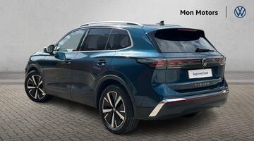 2024 Volkswagen ETSI MHEV Elegance DSG Euro 6 5-door (Blue) - Image: 3