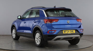 2024 Volkswagen TSI Life Euro 6 5-door (Blue) - Image: 3