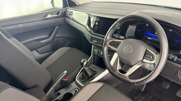 2024 Volkswagen 1.0 TSI Match Euro 6 5-door (Blue) - Image: 6