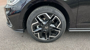 2026 Volkswagen 1.0 TSI Black Edition DSG Euro 6 5-door (Black) - Image: 30