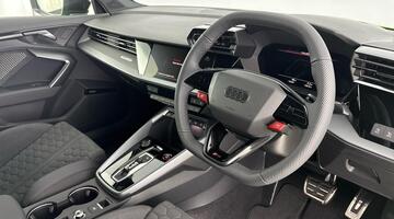 2026 Audi RS 3 Sportback Carbon Black 400 PS S tronic (Green) - Image: 6