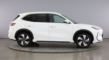 2025 Geely 60.22kWh Pro Auto 5-door (White) - Image: 4