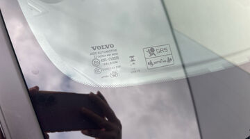 2026 Volvo Single Motor Extended Range 82kWh Plus Black Edition Auto 5-door (Blue) - Image: 20