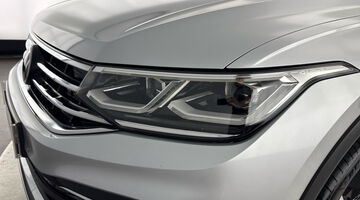 2022 Volkswagen 2.0 TSI R-Line DSG 4Motion Euro 6 5-door (Silver) - Image: 39