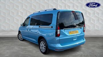 2023 Ford 2.0 EcoBlue Titanium Euro 6 5-door (Blue) - Image: 3