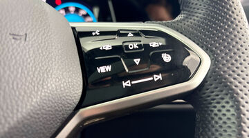 2023 Volkswagen TSI R-Line Euro 6 5-door (Grey) - Image: 25
