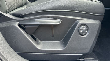 2025 Audi TFSI CoD 35 Black Edition S Tronic Euro 6 5-door (White) - Image: 15