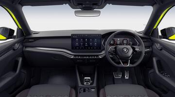 2026 Škoda 2.0 TSI vRS DSG Euro 6 5-door (Black) - Image: 4